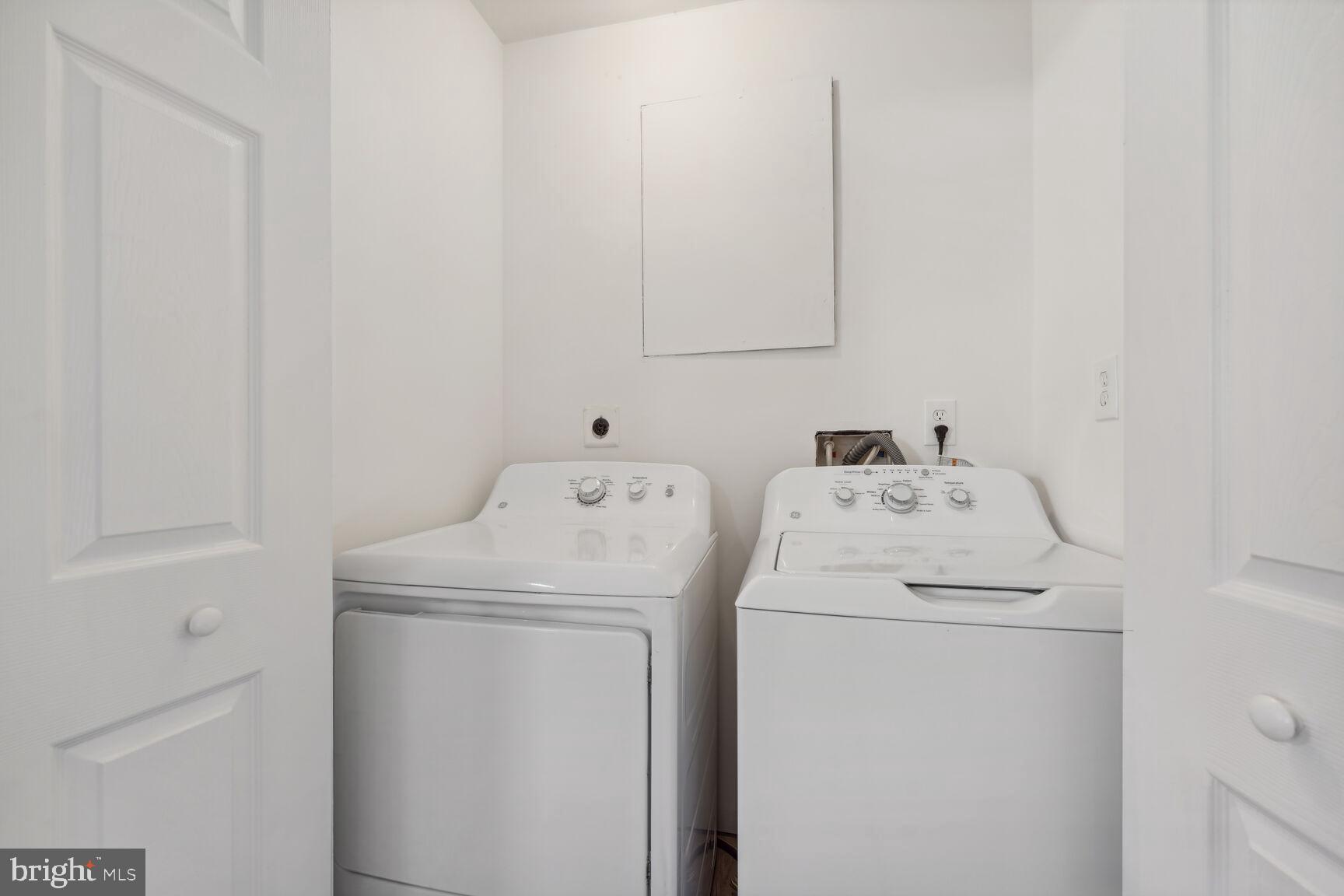 1510 Tubman Road Southeast Washington, DC 20020 - Photo 8 of 24 a utility room with dryer and washer