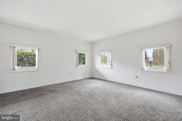 $3,500 | 25 Diverty Road, Pennington, NJ 08534