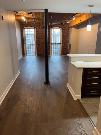 $3,000 | 130 John Street, Unit 355, Lowell, MA 01852