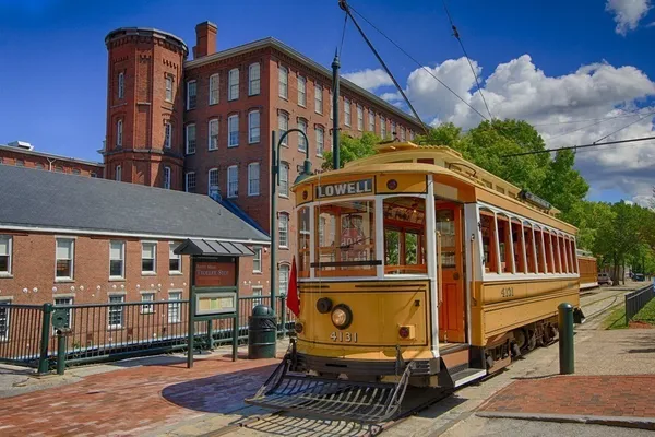 $3,000 | 130 John Street, Unit 355, Lowell, MA 01852