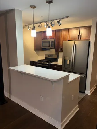 $3,000 | 130 John Street, Unit 355, Lowell, MA 01852