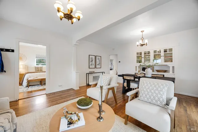 $1,180,000 | 1100 Lohrman Lane, Petaluma, CA 94952