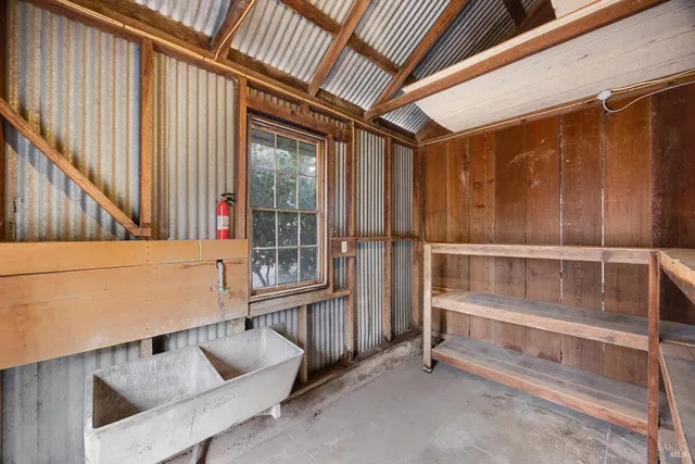 $1,180,000 | 1100 Lohrman Lane, Petaluma, CA 94952