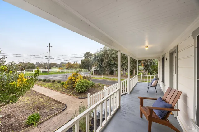 $1,180,000 | 1100 Lohrman Lane, Petaluma, CA 94952