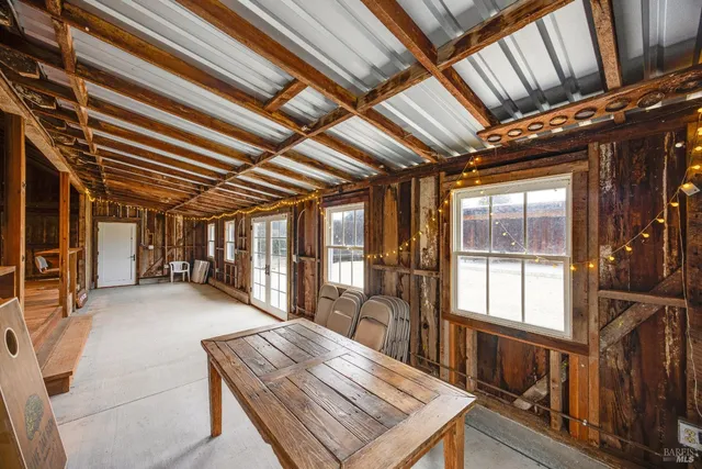 $1,180,000 | 1100 Lohrman Lane, Petaluma, CA 94952