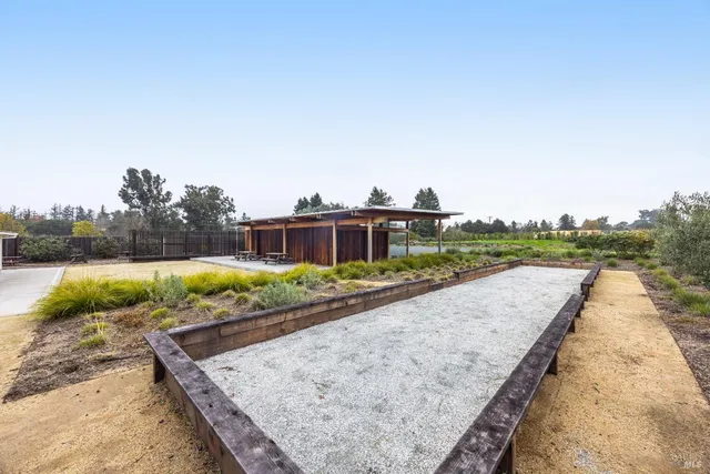 $1,180,000 | 1100 Lohrman Lane, Petaluma, CA 94952