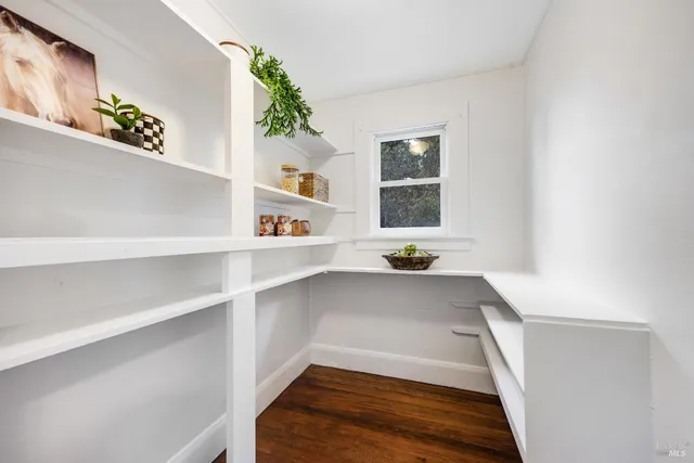 $1,180,000 | 1100 Lohrman Lane, Petaluma, CA 94952