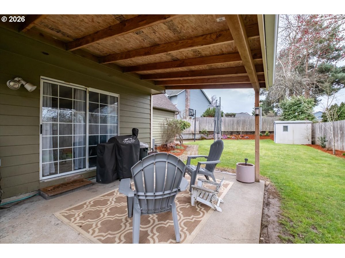 2009 Flag Stone Court Northeast Keizer, OR 97303 - Photo 41 of 46