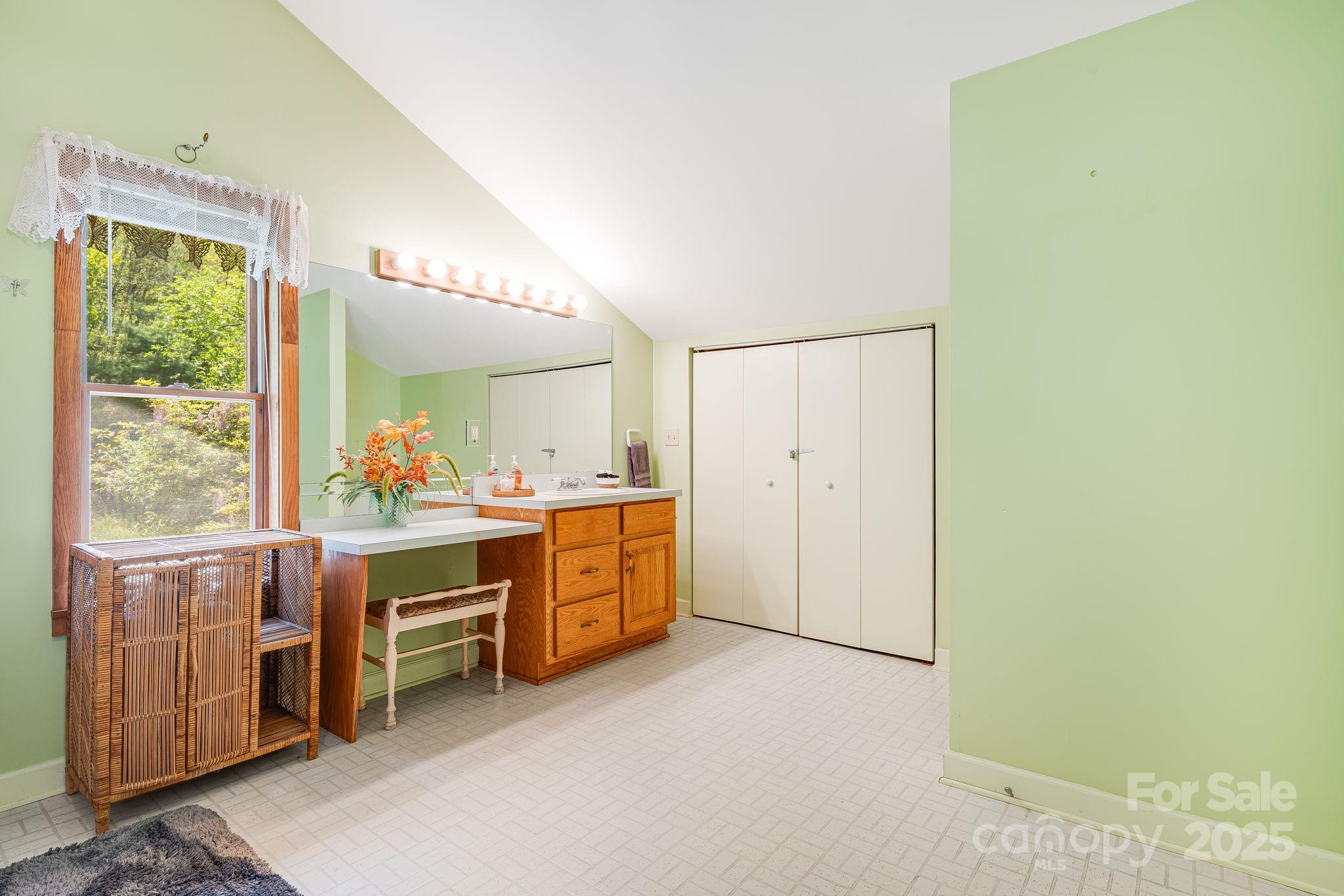 620 Mason Branch Road Bryson City, NC 28713 - Photo 32 of 43 a room with furniture and window