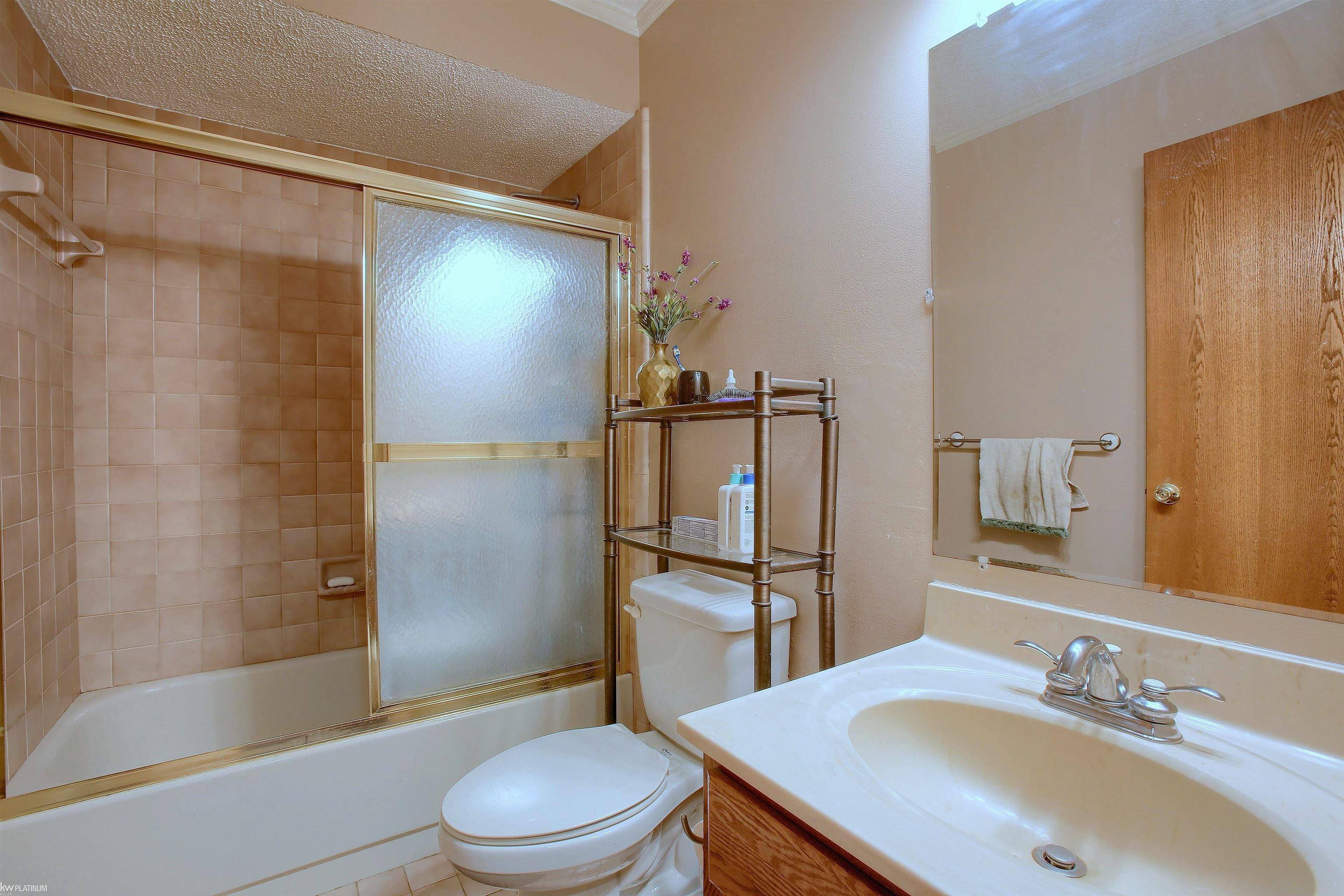 11161 Erdmann Road Sterling Heights, MI 48314 - Photo 28 of 44 50101416-27.JPG
