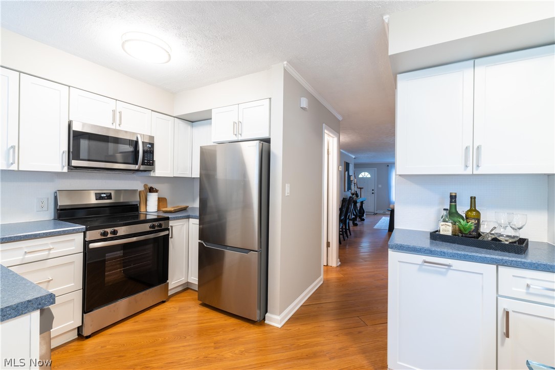 20199 Grannis Road Cleveland, OH 44126 - Photo 14 of 36 Gallery Image 14