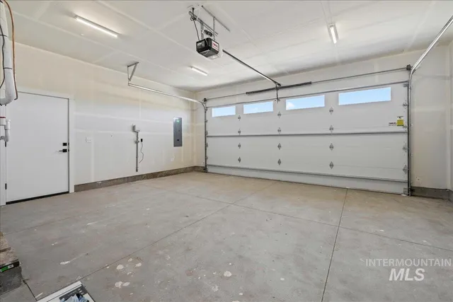 $489,999 | 2292 Golf Lane, Council, ID 83612