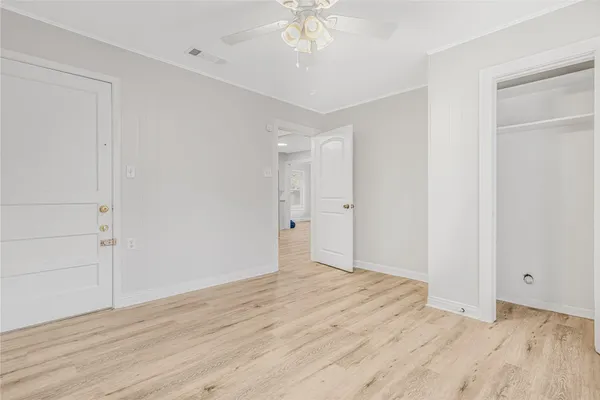 $3,250 | 1101 West Mary Street, Austin, TX 78704