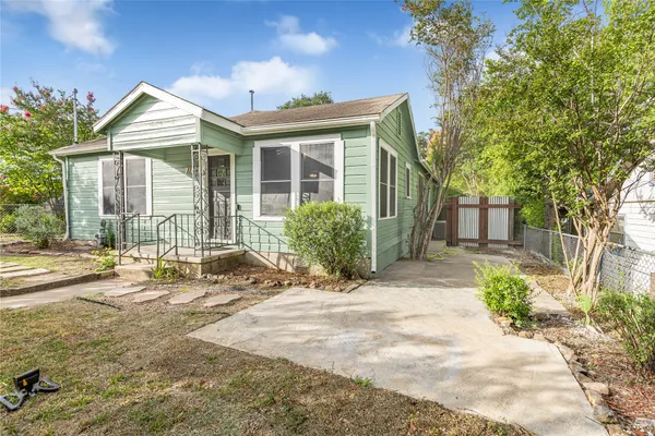 $3,250 | 1101 West Mary Street, Austin, TX 78704