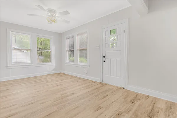 $3,250 | 1101 West Mary Street, Austin, TX 78704