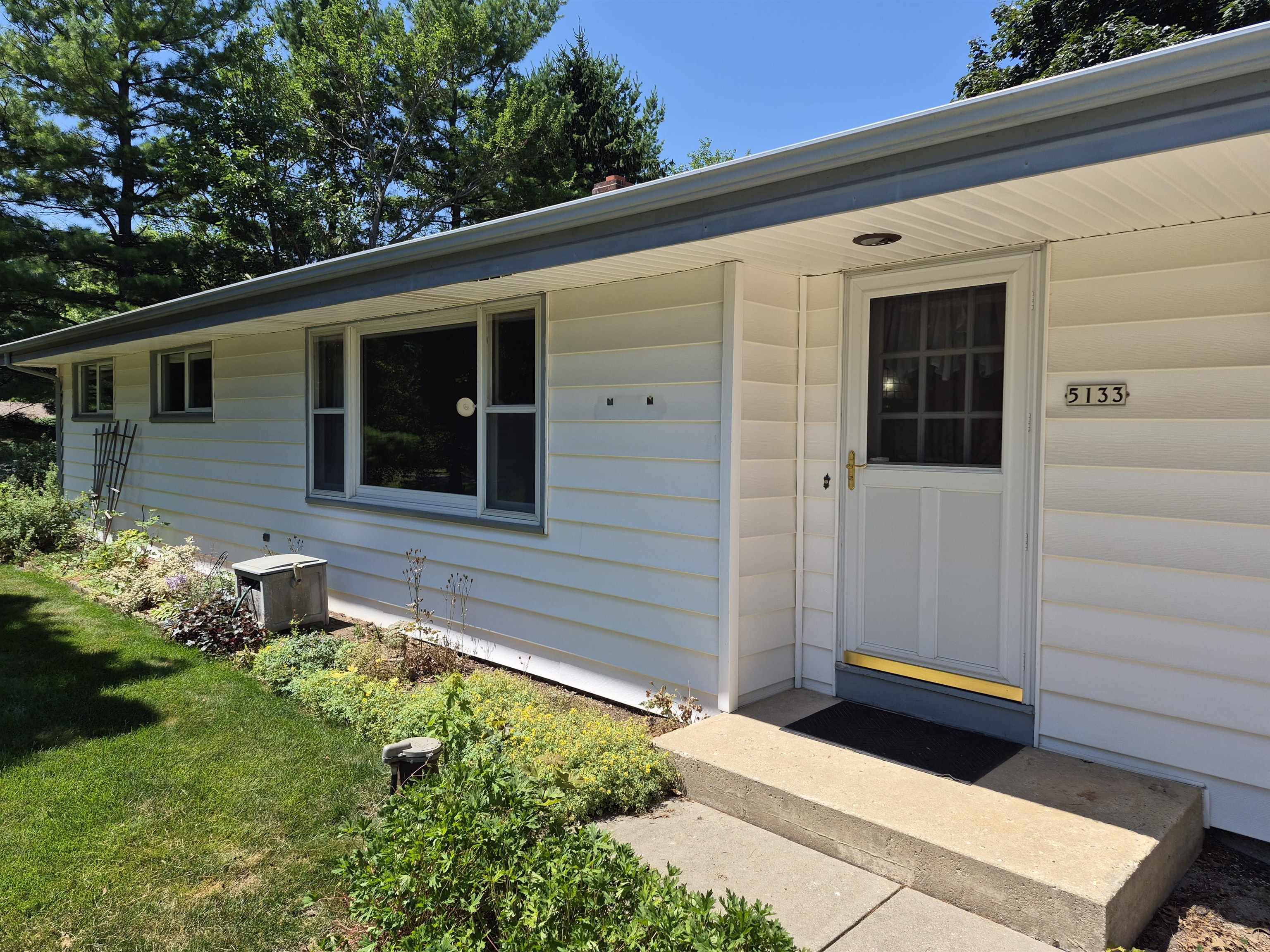 5133 North W Rotamer Road Milton, WI 53563 - Photo 4 of 61