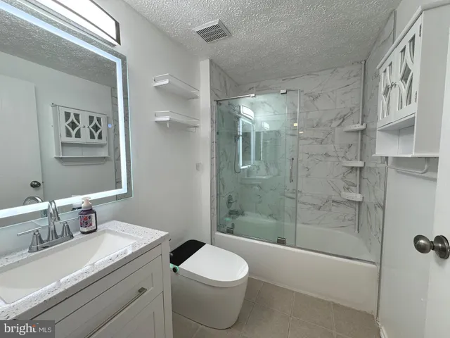 $2,400 | 6505 Field Master Drive, Springfield, VA 22152