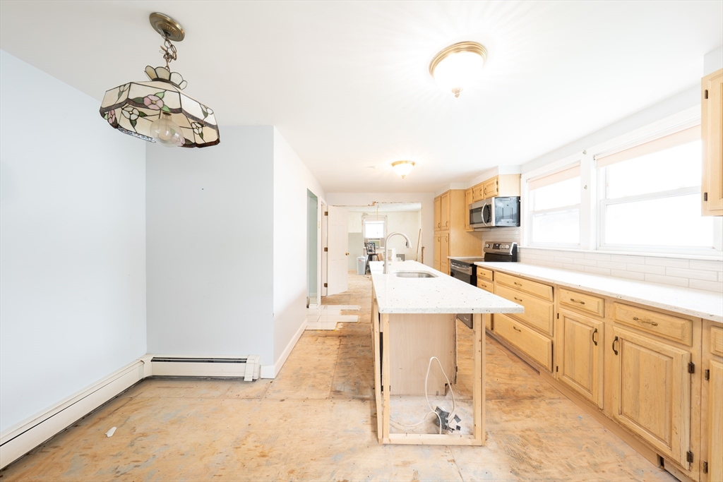 57 Arnold Road Quincy, MA 02171 - Photo 8 of 23 Gallery Image 8