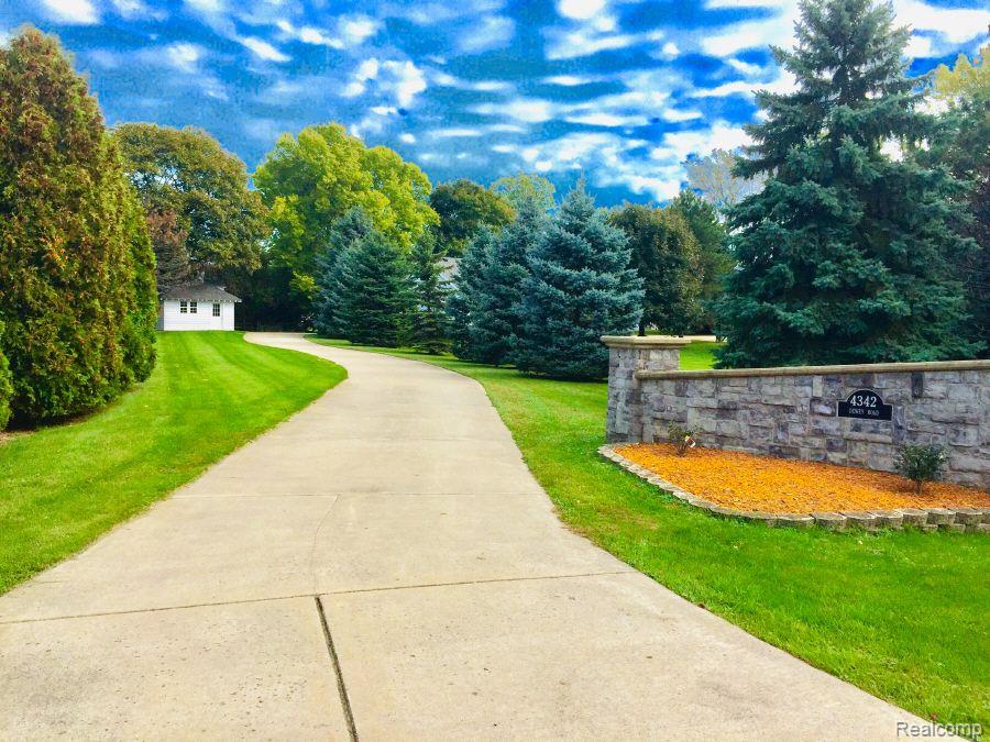 4342 Dewey Road Newport, MI 48166 - Photo 4 of 51 Gallery Image 4