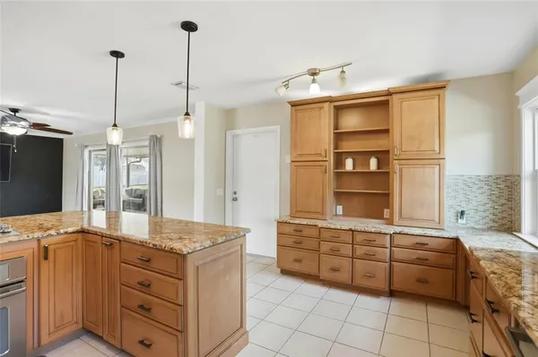 $359,997 | 22 Lake Link Drive Southeast, Winter Haven, FL 33884