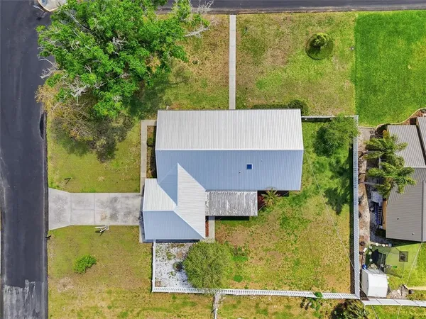 $359,997 | 22 Lake Link Drive Southeast, Winter Haven, FL 33884