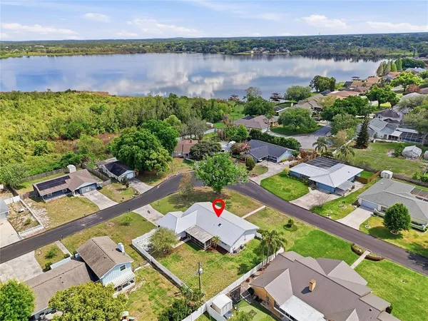 $359,997 | 22 Lake Link Drive Southeast, Winter Haven, FL 33884