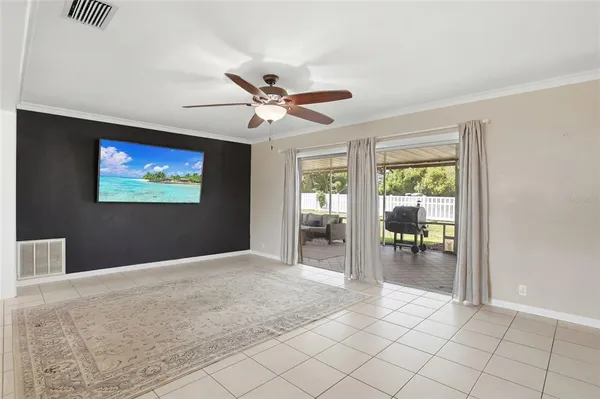 $359,997 | 22 Lake Link Drive Southeast, Winter Haven, FL 33884