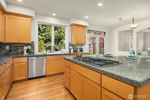 $2,198,000 | 20522 Northeast 23rd Court, Sammamish, WA 98074