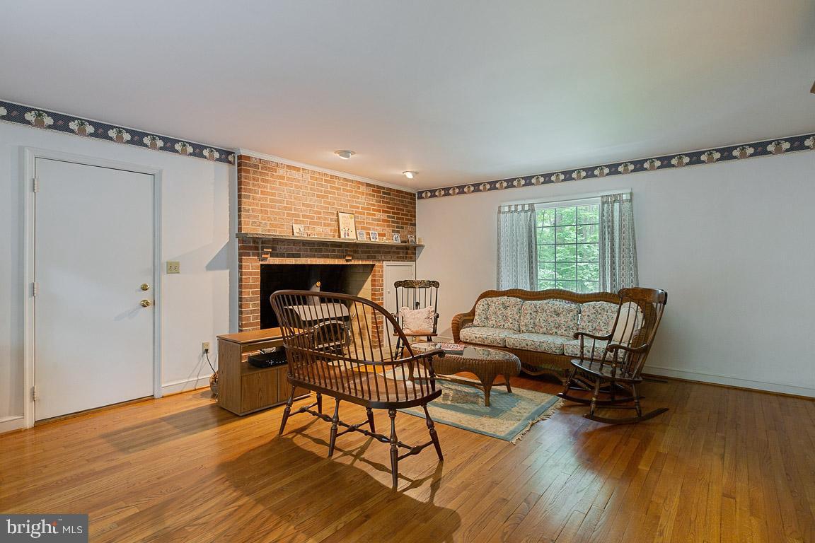 23115 Peach Tree Road Clarksburg, MD 20871 - Photo 17 of 47