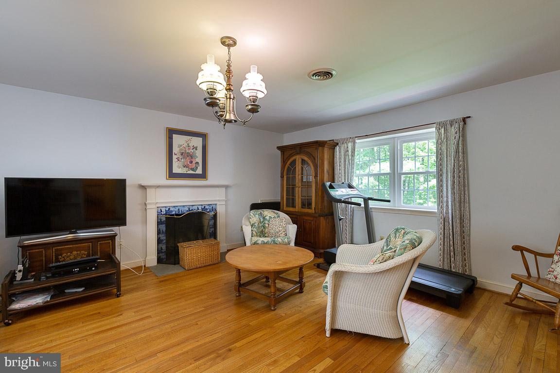 23115 Peach Tree Road Clarksburg, MD 20871 - Photo 31 of 47