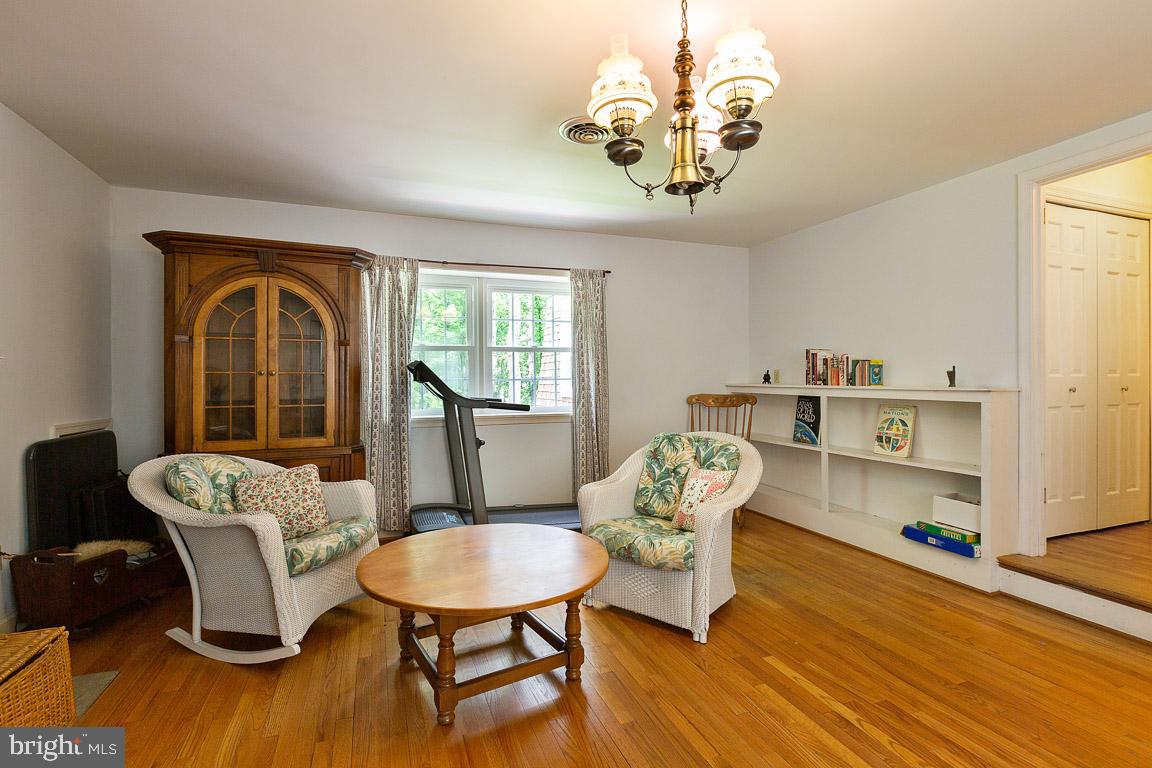 23115 Peach Tree Road Clarksburg, MD 20871 - Photo 32 of 47