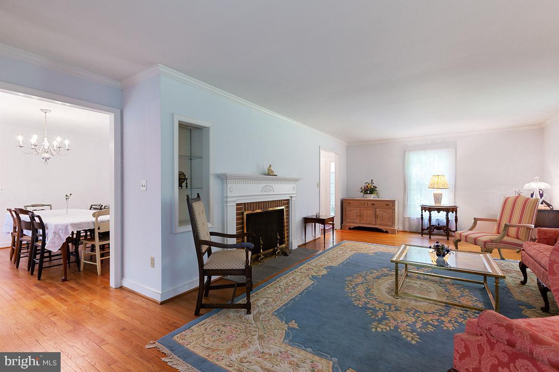 23115 Peach Tree Road Clarksburg, MD 20871 - Photo 7 of 47