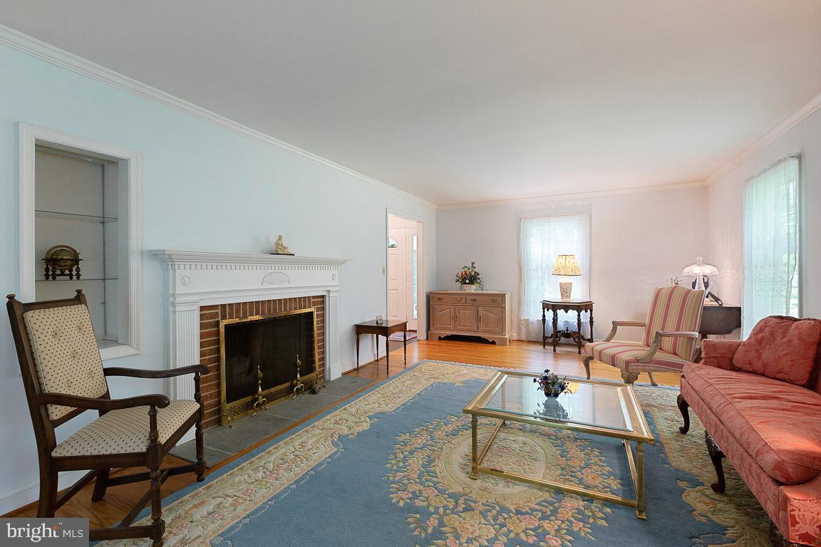 23115 Peach Tree Road Clarksburg, MD 20871 - Photo 9 of 47