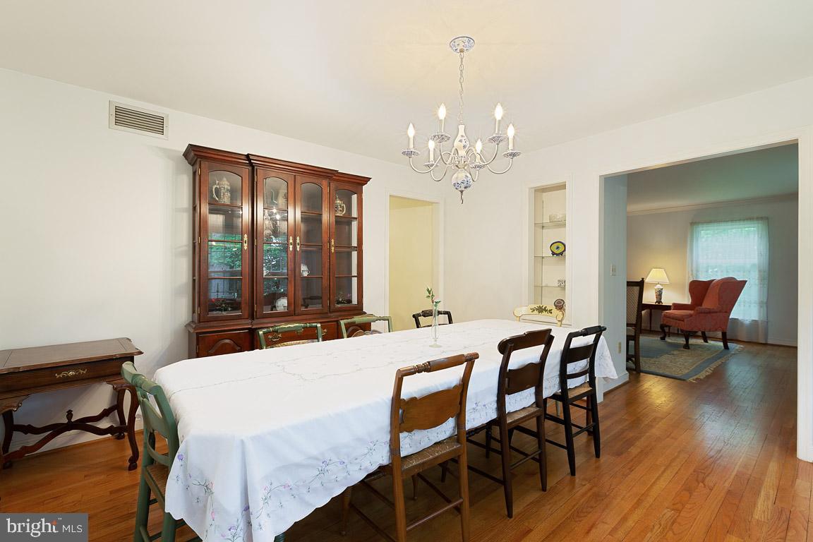 23115 Peach Tree Road Clarksburg, MD 20871 - Photo 10 of 47