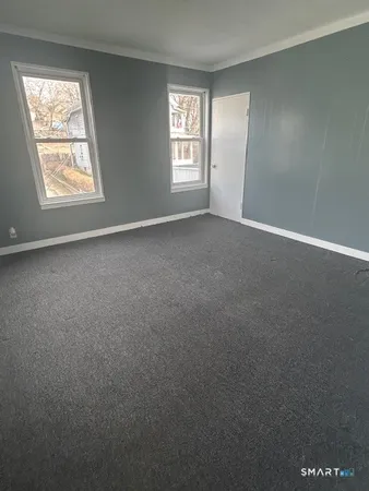 $1,150 | 20 Lounsbury Avenue, Waterbury, CT 06706