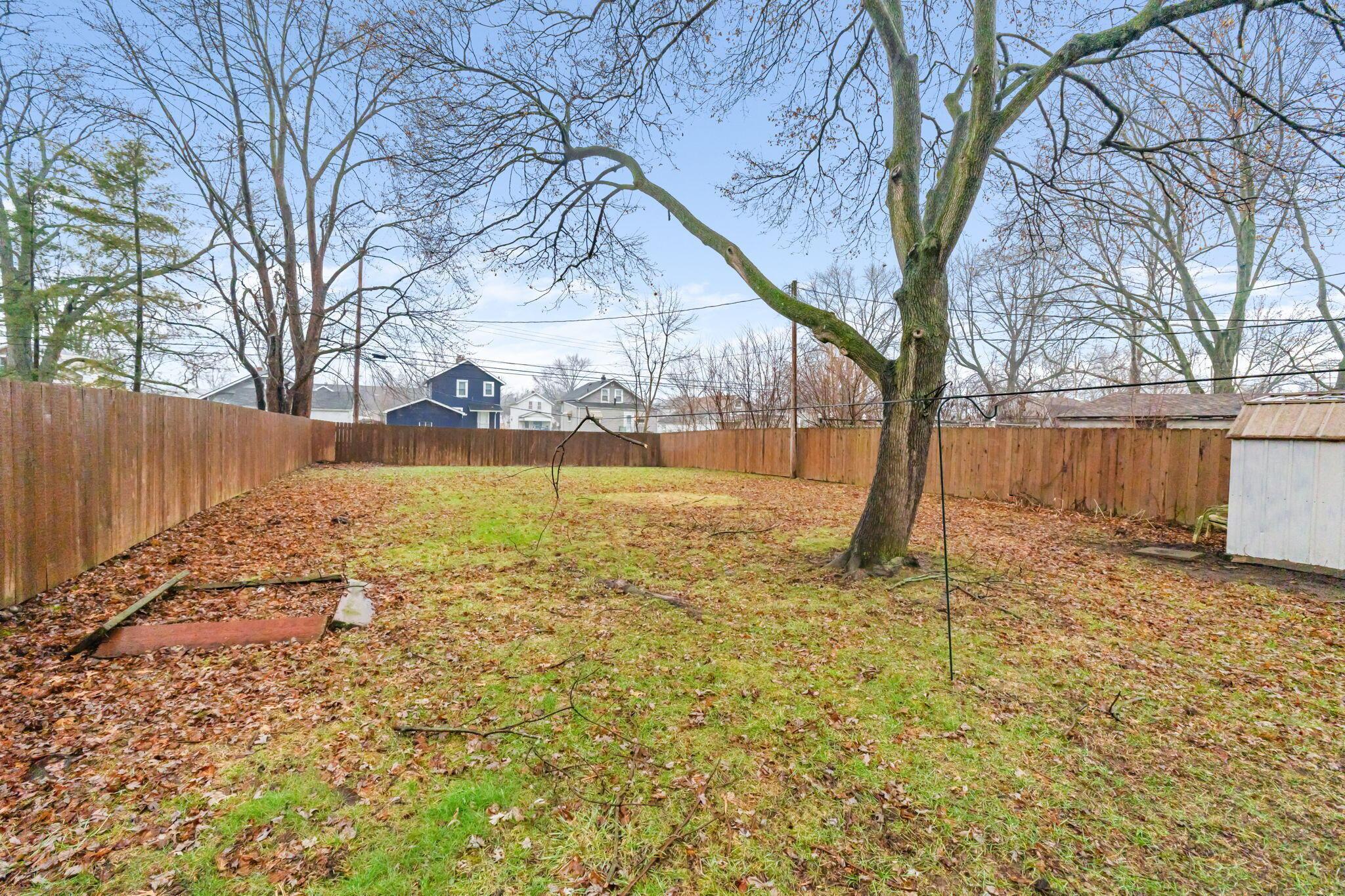 2174 Case Road Columbus, OH 43224 - Photo 32 of 34 2174 Case rd (Exterior)-8