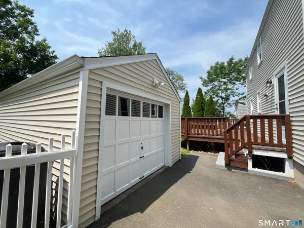 $3,595 | 65 Buell Street, North Haven, CT 06473