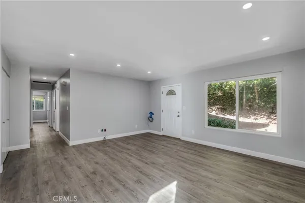 $4,000 | 9790 Caminito Bolsa, San Diego, CA 92129