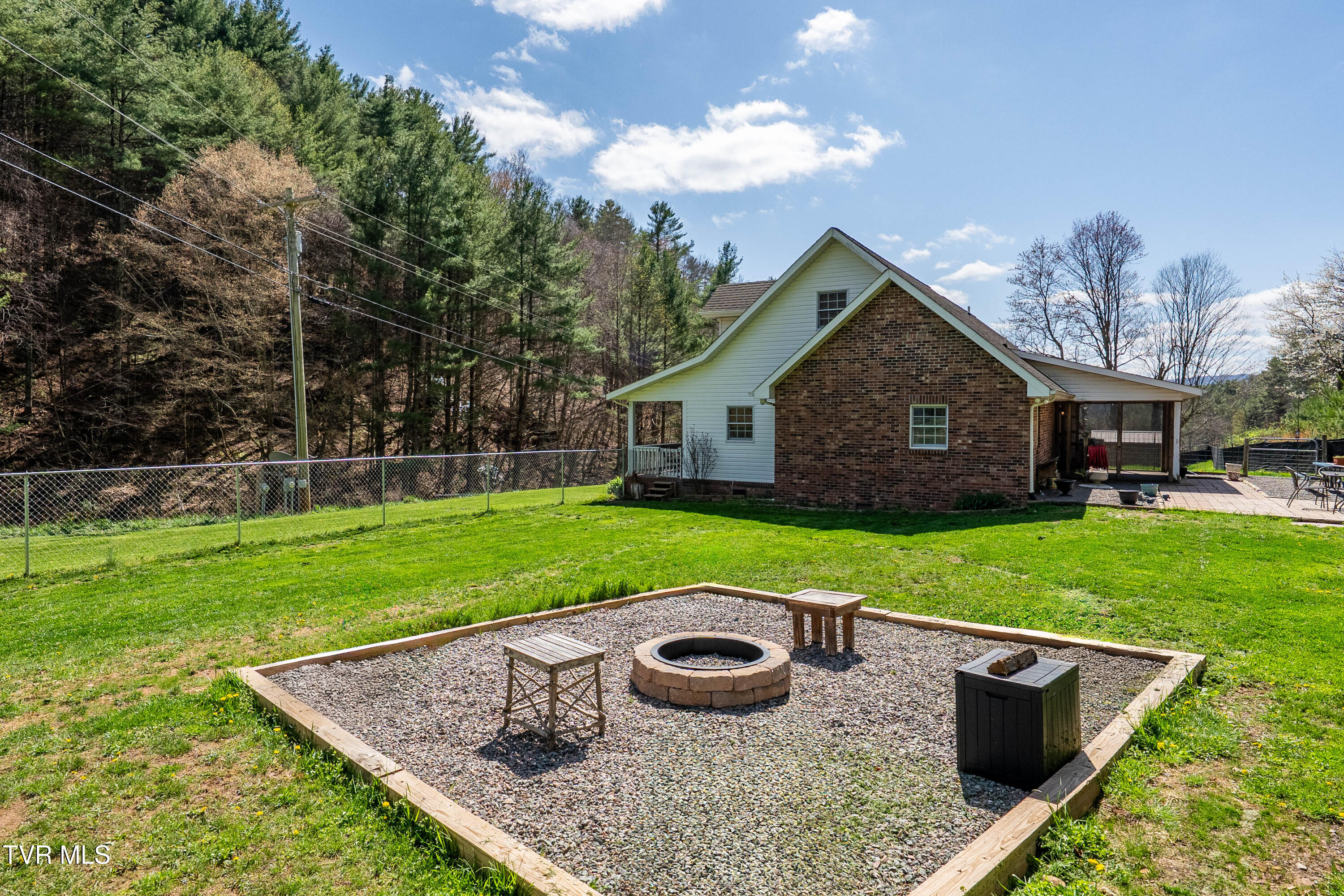 1441 Sugar Creek Road Laurel Bloomery, TN 37680 - Photo 47 of 60 1441 Sugar Creek Road (37 of 83)