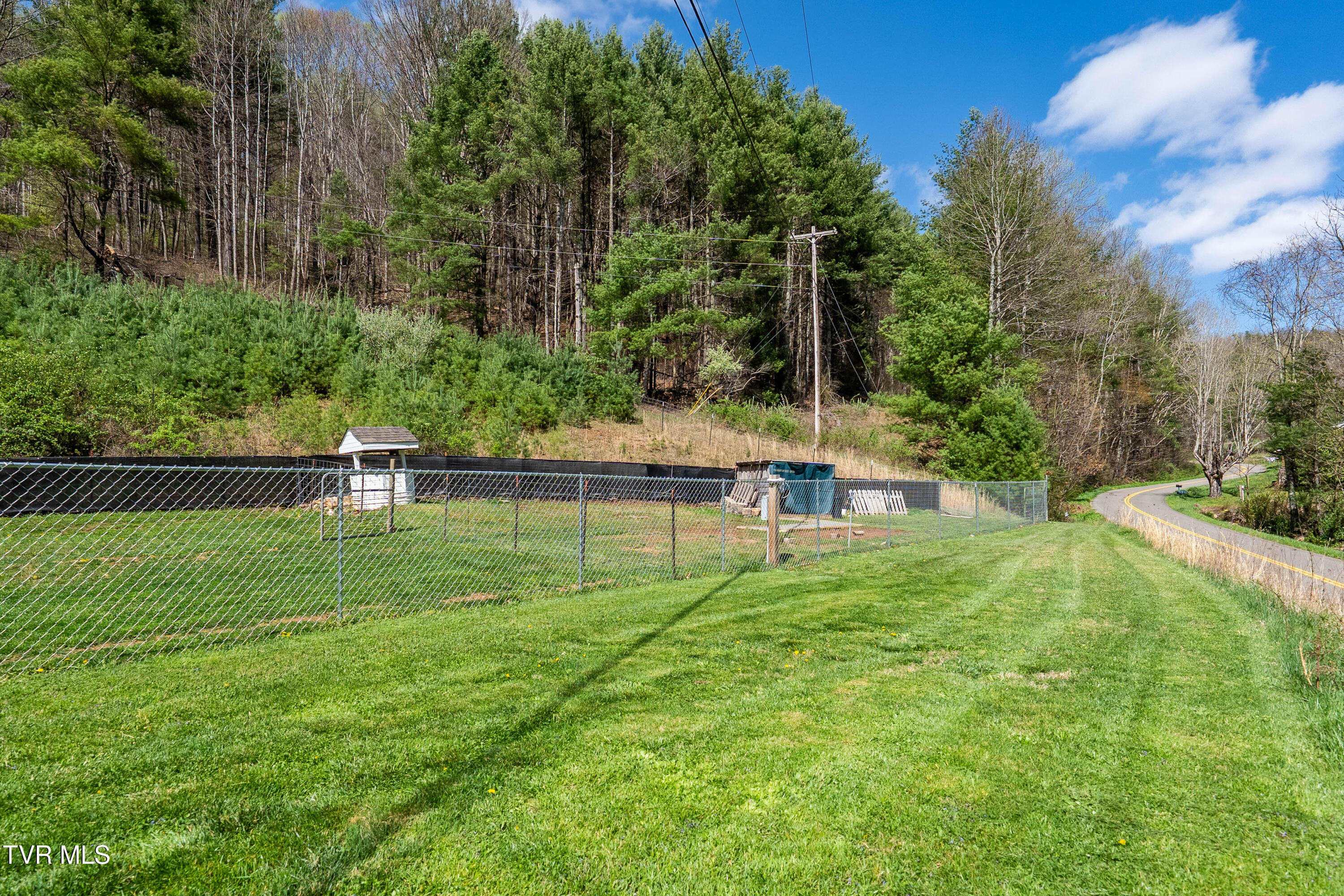 1441 Sugar Creek Road Laurel Bloomery, TN 37680 - Photo 53 of 60 1441 Sugar Creek Road (30 of 83)