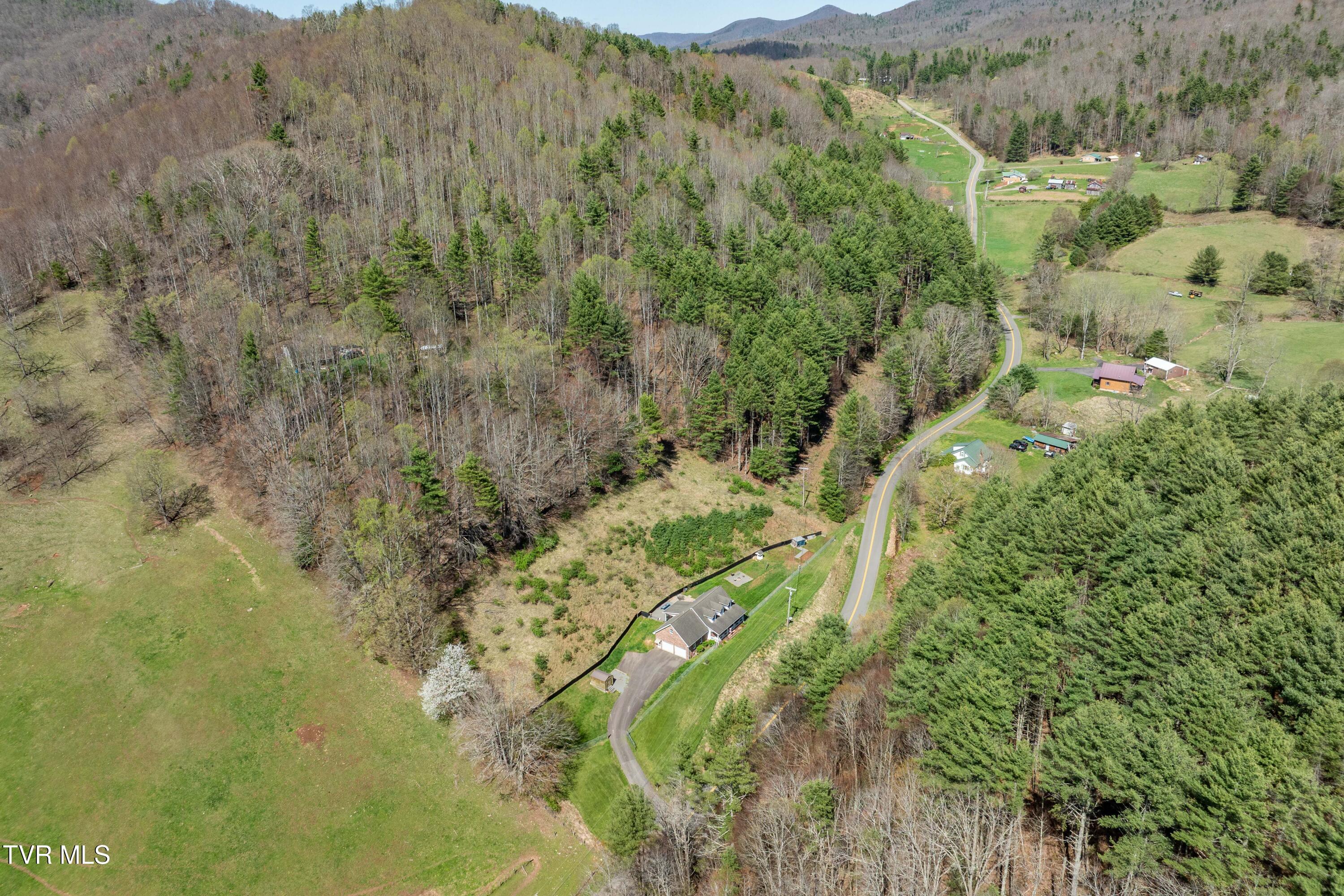 1441 Sugar Creek Road Laurel Bloomery, TN 37680 - Photo 58 of 60 1441 Sugar Creek Road (6 of 83)
