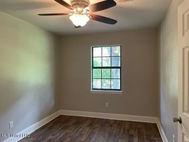 $179,900 | 6221 Moreton Place, Ocean Springs, MS 39564