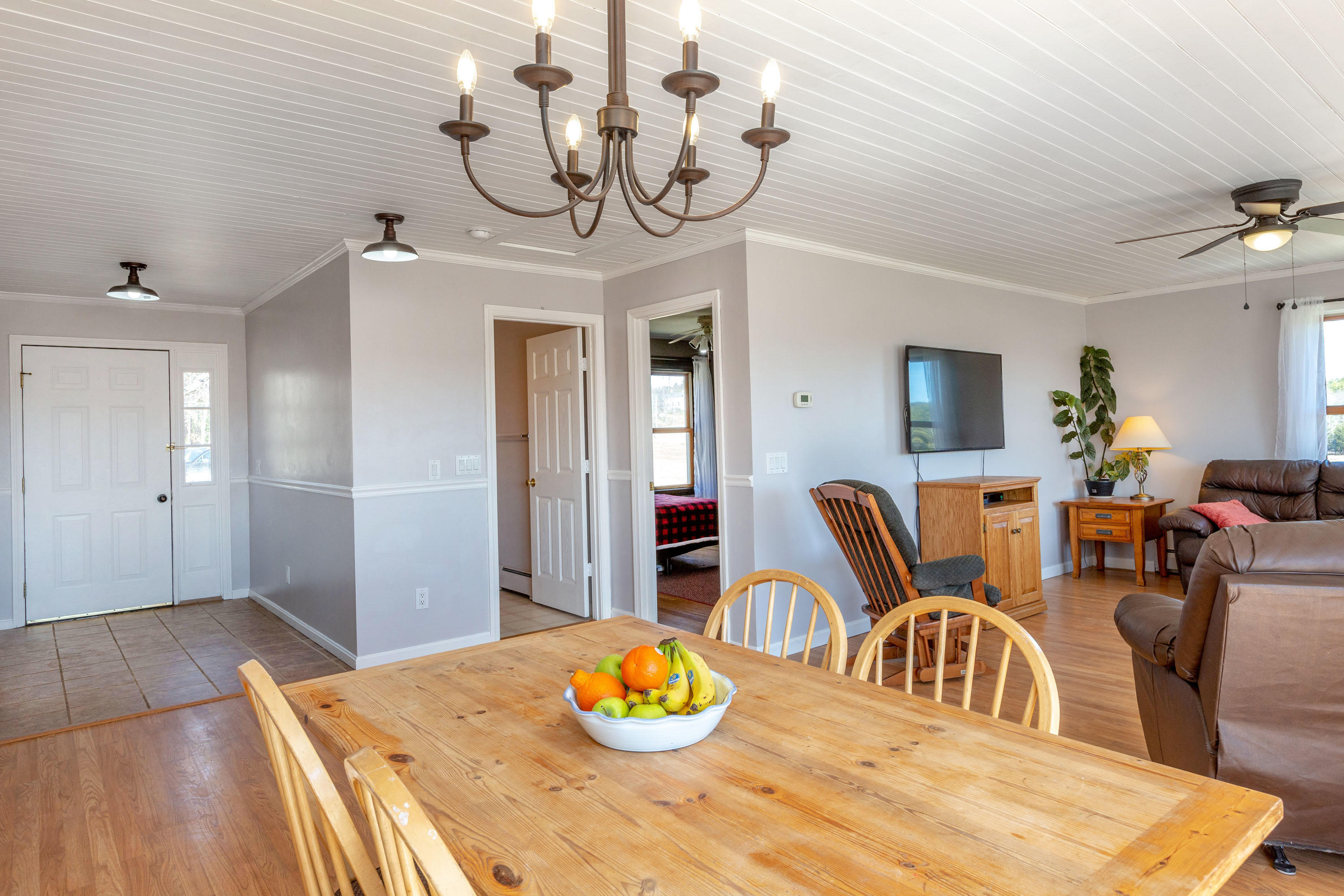 897 Middle Road Woolwich, ME 04579 - Photo 4 of 39 Middle_DeCosta_17