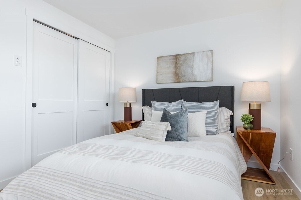 1103 Vashon Court Northeast Renton, WA 98059 - Photo 15 of 29