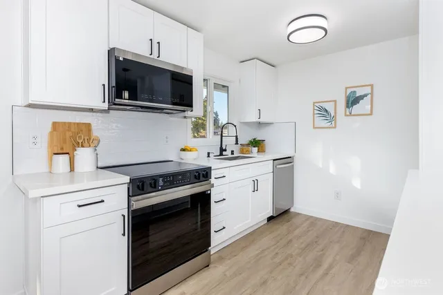 $849,990 | 1103 Vashon Court Northeast, Renton, WA 98059