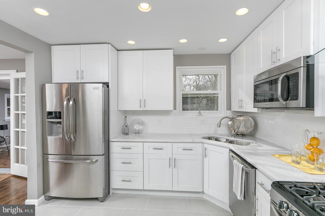 2322 Arthur Avenue Silver Spring, MD 20902 - Photo 12 of 30 Kitchen