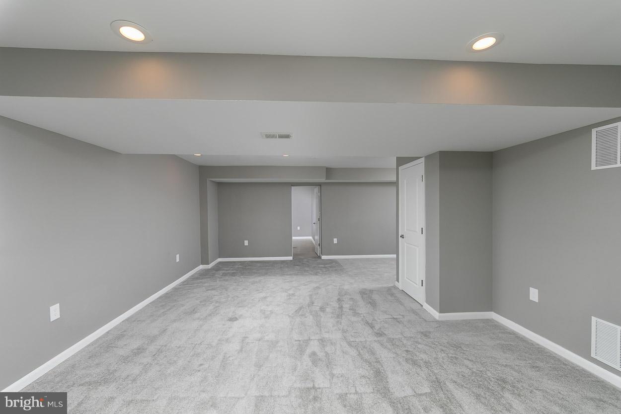 2322 Arthur Avenue Silver Spring, MD 20902 - Photo 23 of 30 Family Room