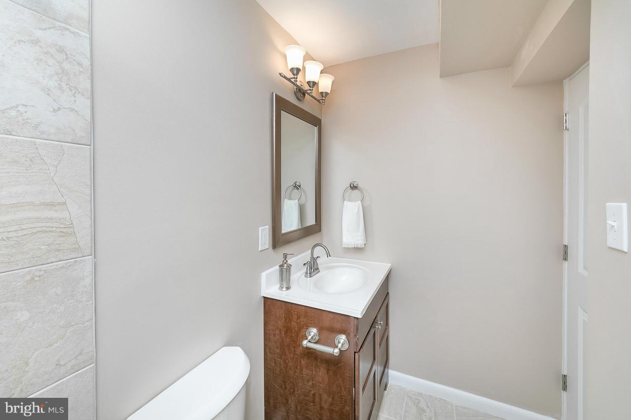 2322 Arthur Avenue Silver Spring, MD 20902 - Photo 28 of 30 Bath