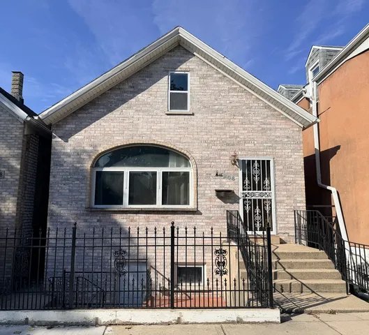 $550,000 | 3206 South Lowe Avenue, Chicago, IL 60616