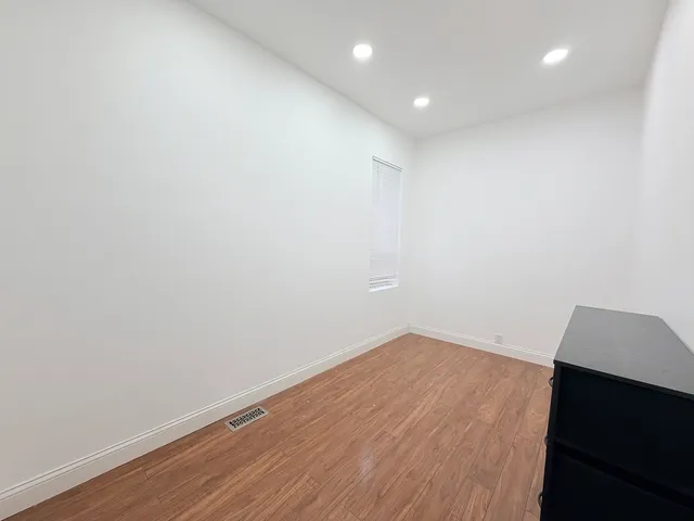 $550,000 | 3206 South Lowe Avenue, Chicago, IL 60616